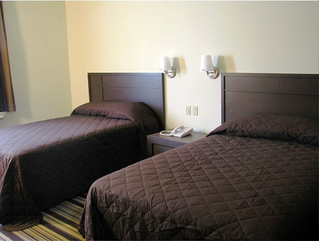 מטמורוס Hotel Alameda Express חדר תמונה