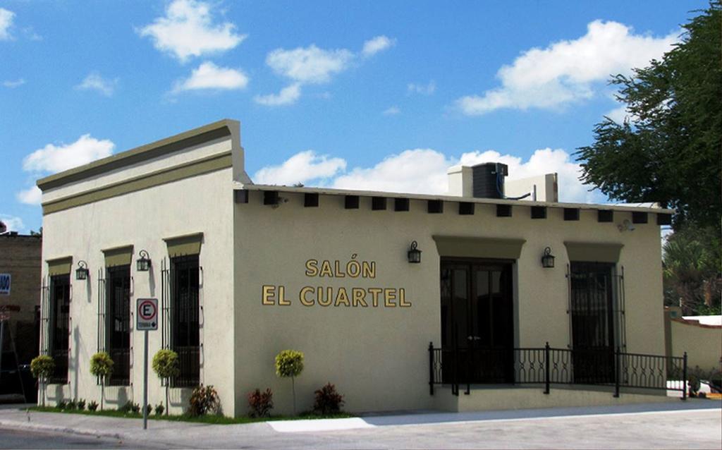 מטמורוס Hotel Alameda Express מראה חיצוני תמונה